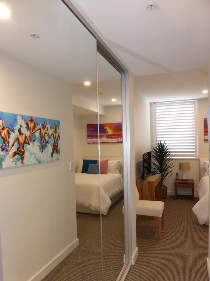 Arena Luxury Beachfront Apartment 뉴캐슬 외부 사진