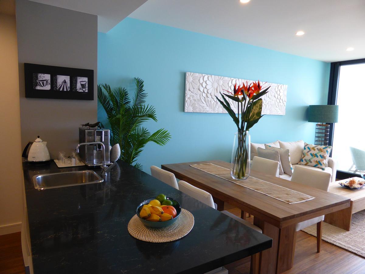 Arena Luxury Beachfront Apartment 뉴캐슬 외부 사진