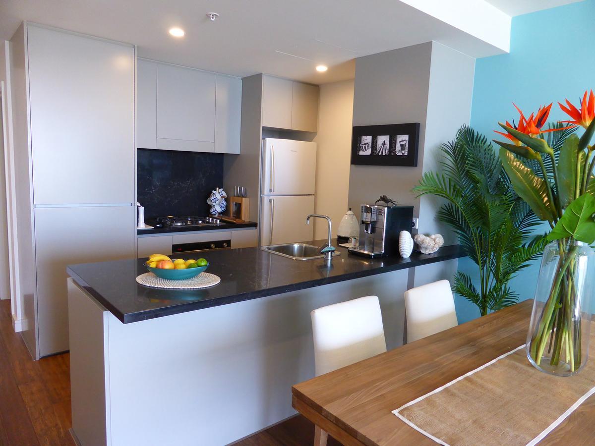 Arena Luxury Beachfront Apartment 뉴캐슬 외부 사진